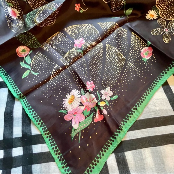 Fabulous Floral Vintage Scarf with Tags Black Green Gold - Picture 3 of 8